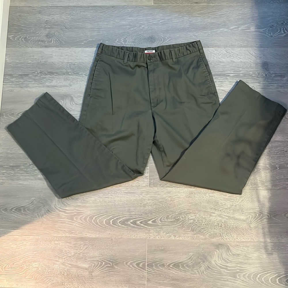 Men’s Green IZOD perfomx dress pants